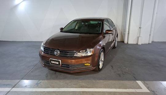 Volkswagen • Jetta