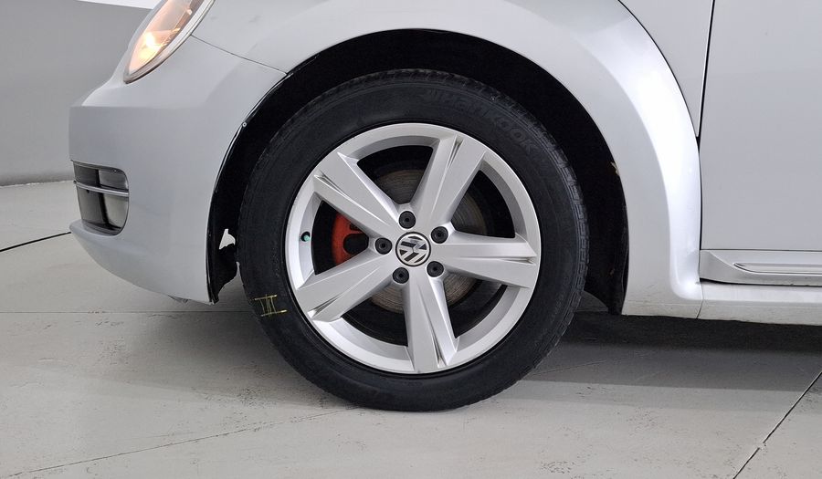 Volkswagen Beetle 2.5 SPORT TIPTRONIC Hatchback 2016