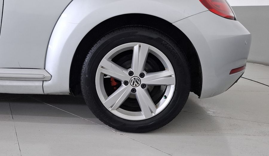 Volkswagen Beetle 2.5 SPORT TIPTRONIC Hatchback 2016