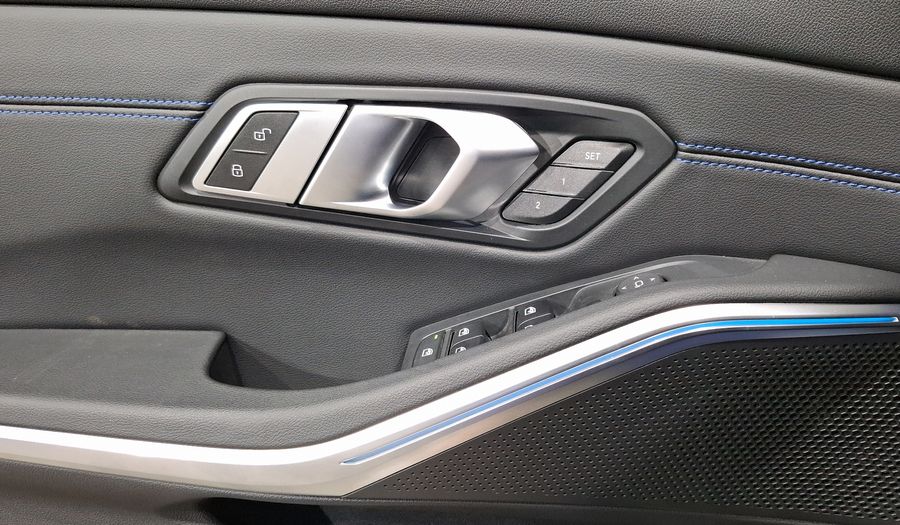 Bmw Serie 3 2.0 330E PHEV AUTO Sedan 2022