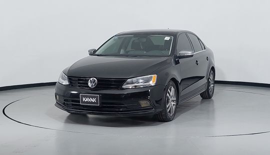 Volkswagen • Jetta