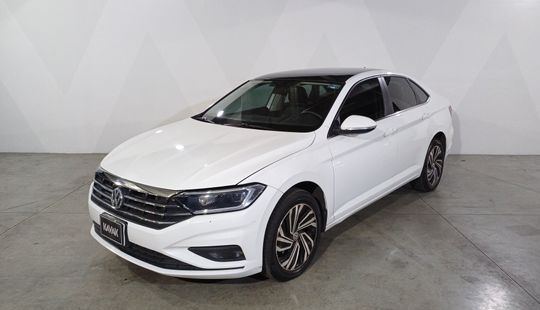 Volkswagen • Jetta