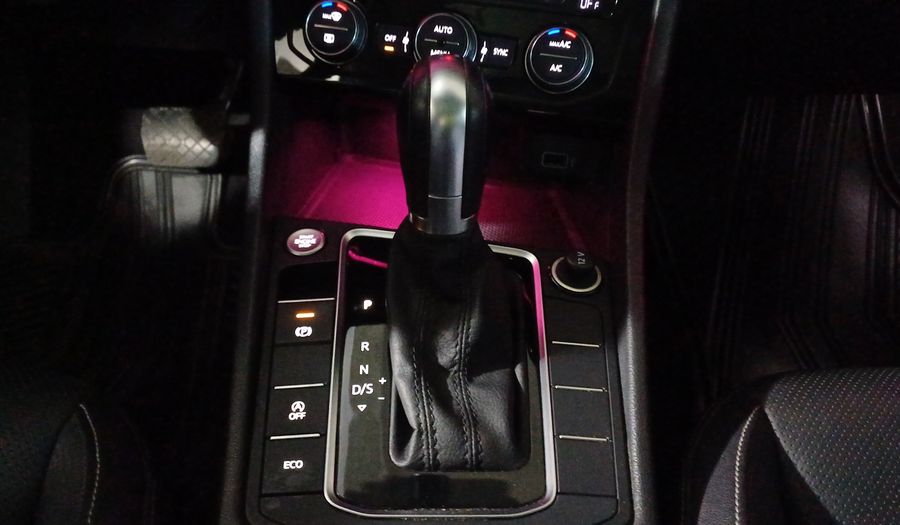 Volkswagen Jetta 1.4 HIGHLINE AUTO Sedan 2019