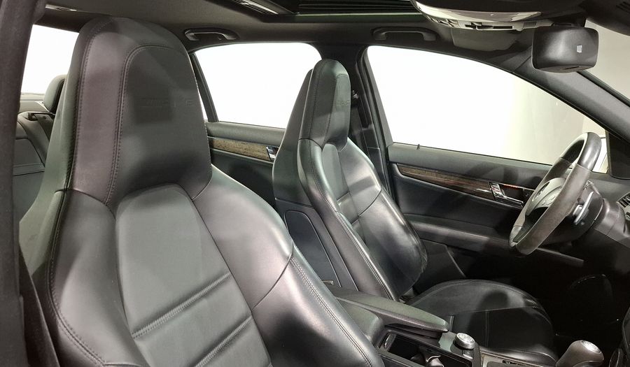 Mercedes Benz Clase C 6.2 63 AMG AT Sedan 2011