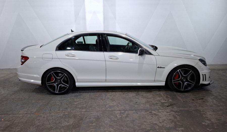 Mercedes Benz Clase C 6.2 63 AMG AT Sedan 2011