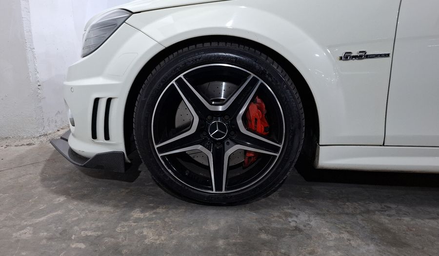 Mercedes Benz Clase C 6.2 63 AMG AT Sedan 2011