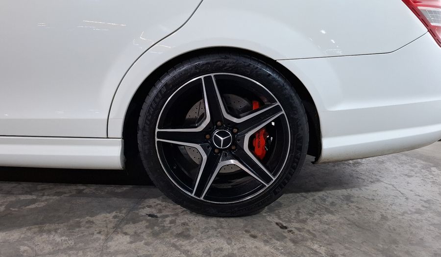 Mercedes Benz Clase C 6.2 63 AMG AT Sedan 2011