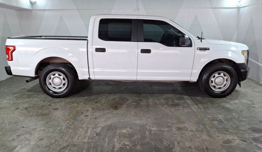 Ford F-150 3.5 XL CREW CAB 4X2 V6 AUTO Pickup 2017