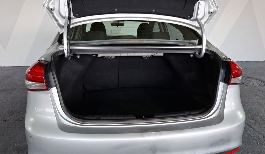 Kia Forte 2.0 LX AUTO Sedan 2018