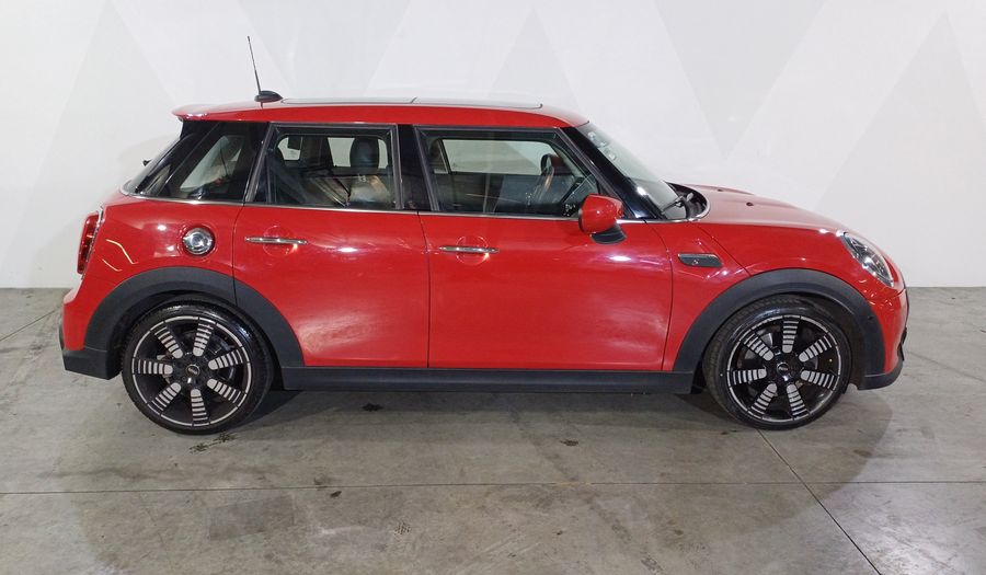 Mini Cooper S 2.0 COOPER CLASSIC DCT Hatchback 2022