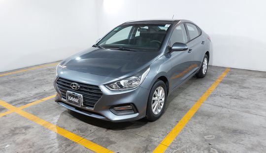 Hyundai • Accent