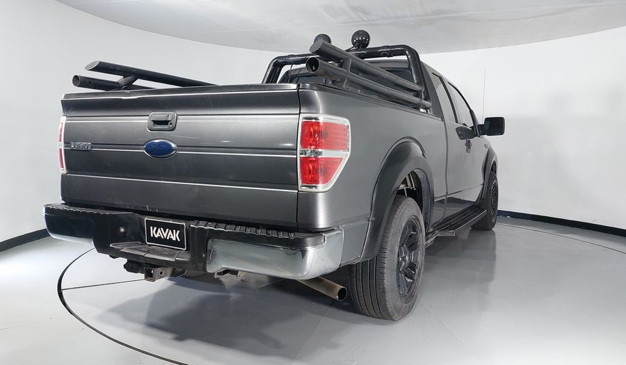 Ford Lobo 4.6 3V LOBO SUPER CAB 4X2 TA Pickup 2010