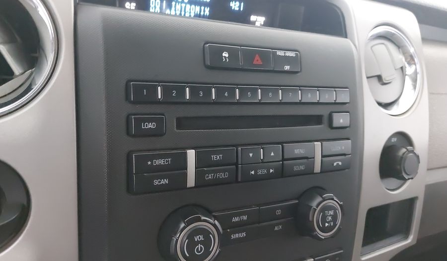 Ford Lobo 4.6 3V LOBO SUPER CAB 4X2 TA Pickup 2010