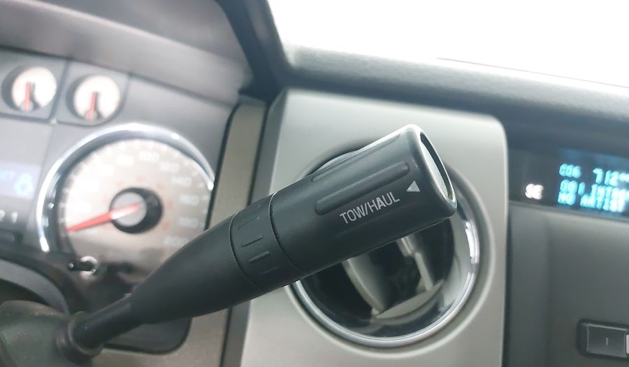 Ford Lobo 4.6 3V LOBO SUPER CAB 4X2 TA Pickup 2010