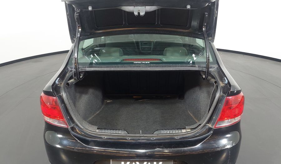 Volkswagen Voyage MI CITY MT Sedan 2010