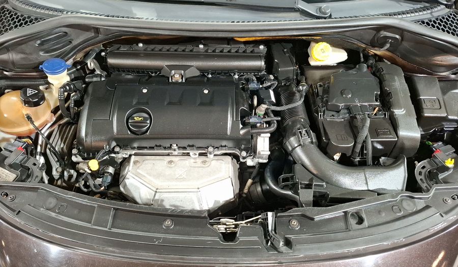 Peugeot 207 1.6 ALLURE 5P MT Hatchback 2012