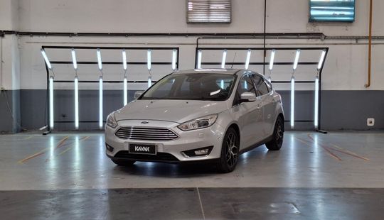 Ford • Focus III