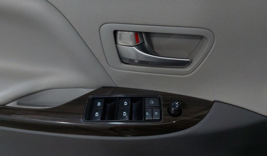 Toyota Sienna 3.5 XLE PIEL AT Minivan 2018