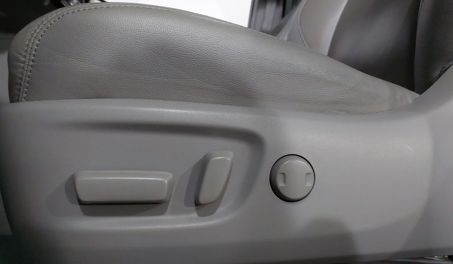 Toyota Sienna 3.5 XLE PIEL AT Minivan 2018