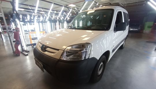 Peugeot • Partner