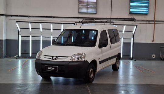 Peugeot • Partner
