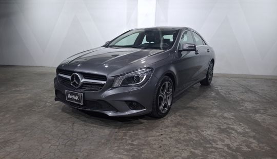 Mercedes Benz • Clase CLA