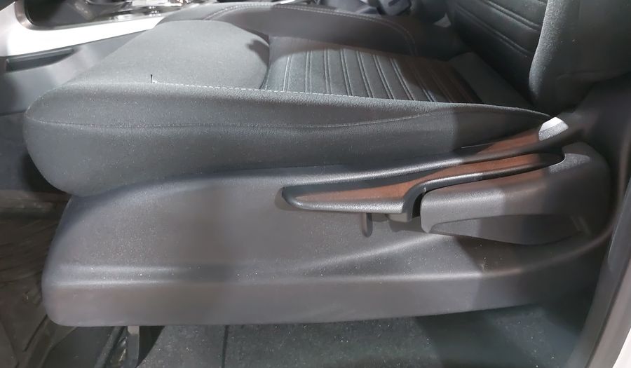 Nissan Frontier 2.5 LE AUTO Pickup 2023