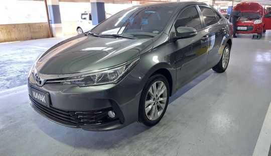 Toyota • Corolla