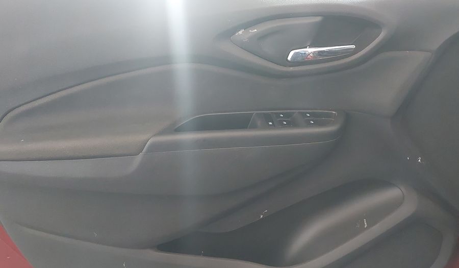 Chevrolet Onix MPFI LTZ Hatchback 2017