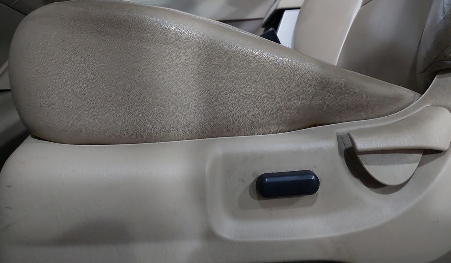 Ford Escape 2.5 XLT PIEL I4 AT Suv 2011