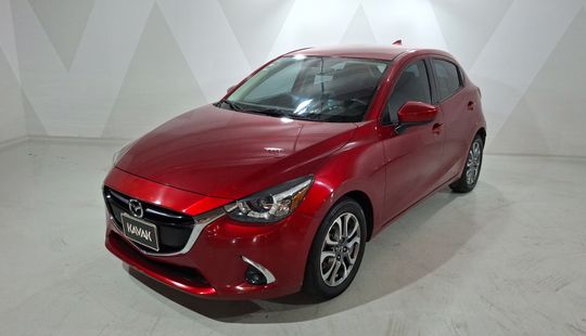 Mazda • Mazda 2