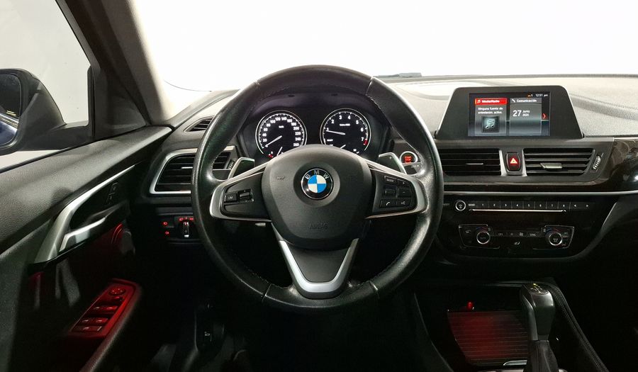 Bmw Serie 1 2.0 120IA SPORT LINE AUTO Sedan 2019
