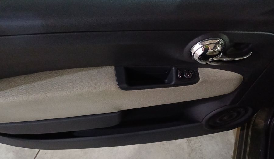Fiat 500 1.4 EASY MT Hatchback 2016