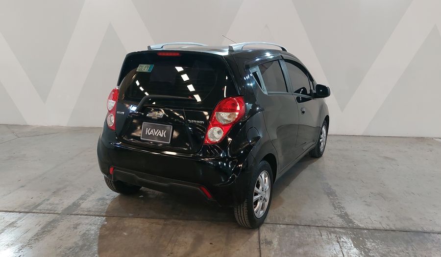 Chevrolet Spark Classic 1.2 LTZ C MT Hatchback 2016