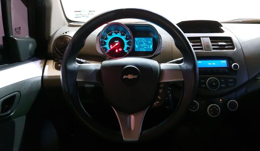 Chevrolet Spark Classic 1.2 LTZ C MT Hatchback 2016