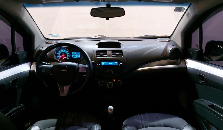 Chevrolet Spark Classic 1.2 LTZ C MT Hatchback 2016