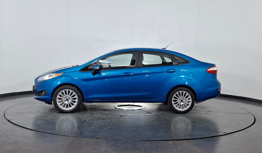Ford Fiesta Kinetic Design 1.6 SE PLUS MT Sedan 2018
