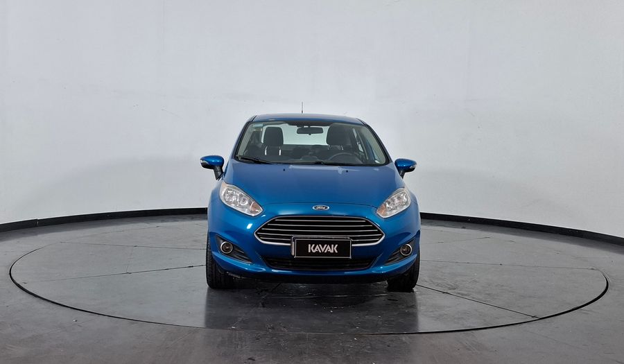 Ford Fiesta Kinetic Design 1.6 SE PLUS MT Sedan 2018