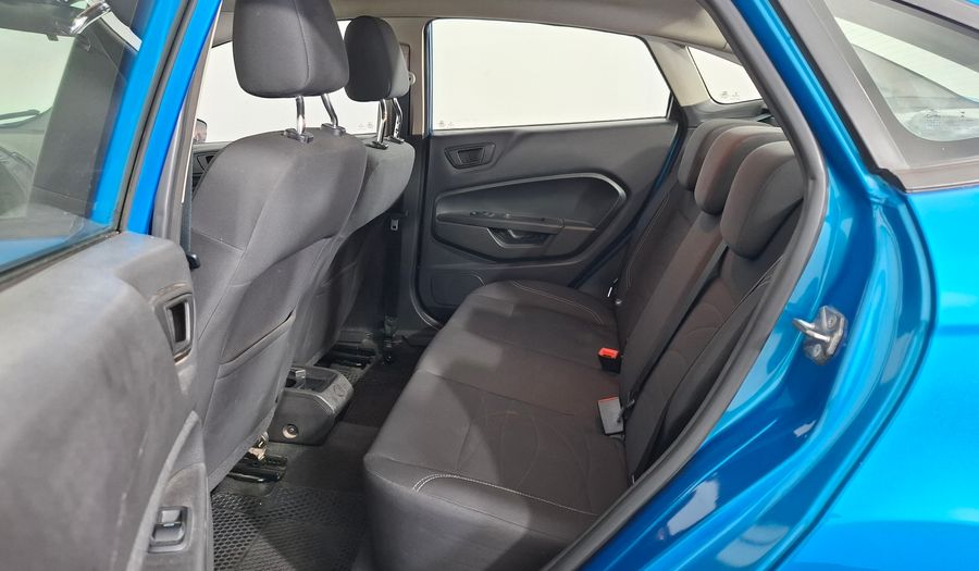 Ford Fiesta Kinetic Design 1.6 SE PLUS MT Sedan 2018
