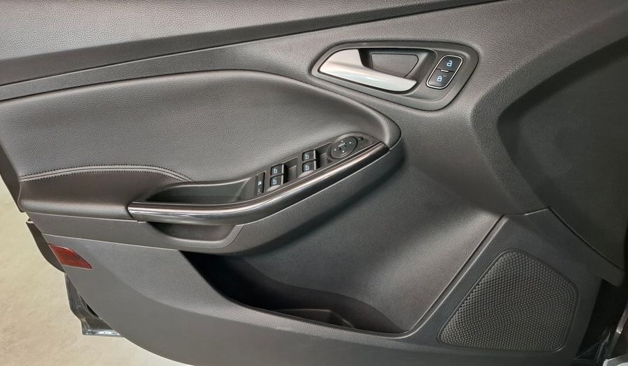 Ford Focus Iii 2.0 TITANIUM AT Hatchback 2017