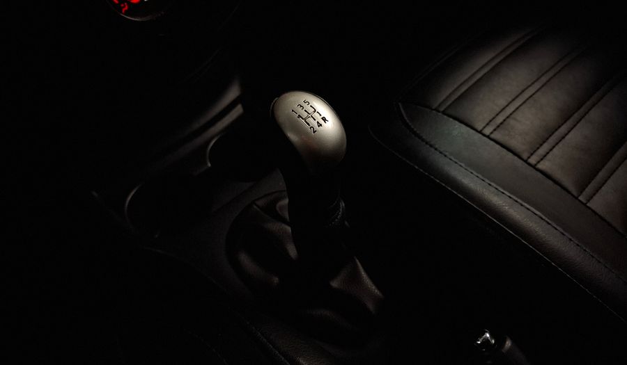 Nissan Note 1.6 ADVANCE Hatchback 2015