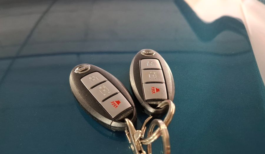 Nissan Note 1.6 ADVANCE Hatchback 2015