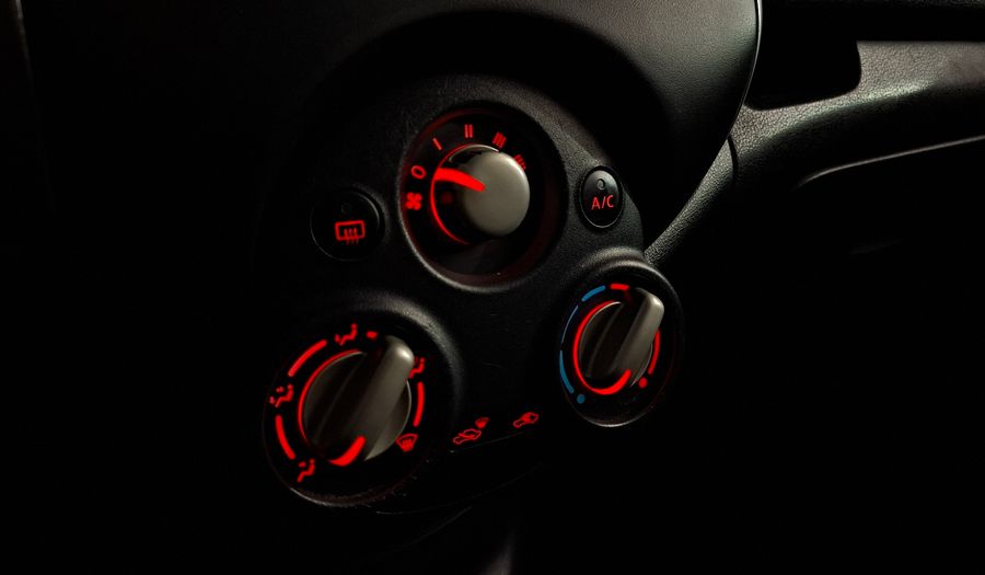 Nissan Note 1.6 ADVANCE Hatchback 2015