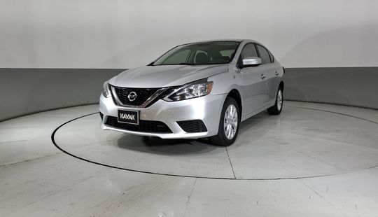 Nissan • Sentra