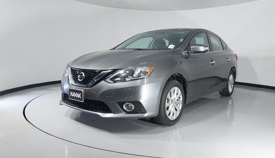 Nissan • Sentra