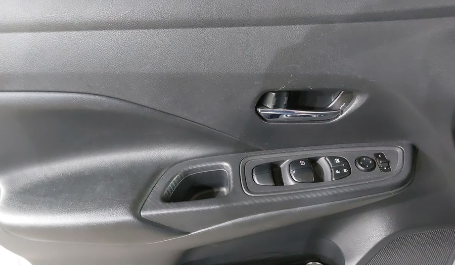 Nissan Versa 1.6 ADVANCE CVT Sedan 2020