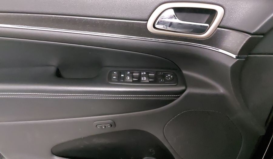 Jeep Grand Cherokee 5.7 LIMITED LUJO HEMI V8 MDS Suv 2015