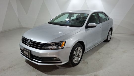 Volkswagen • Jetta