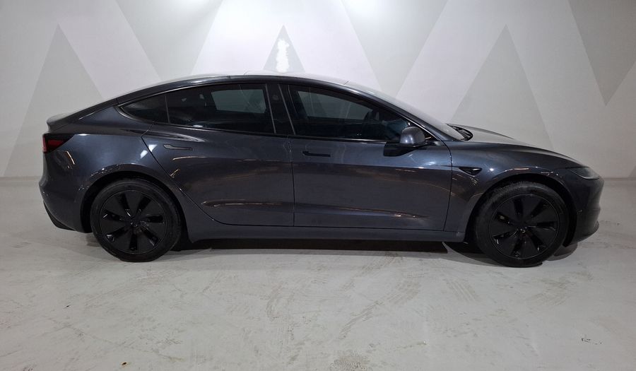 Tesla Model 3 BEV RWD AUTO Sedan 2025