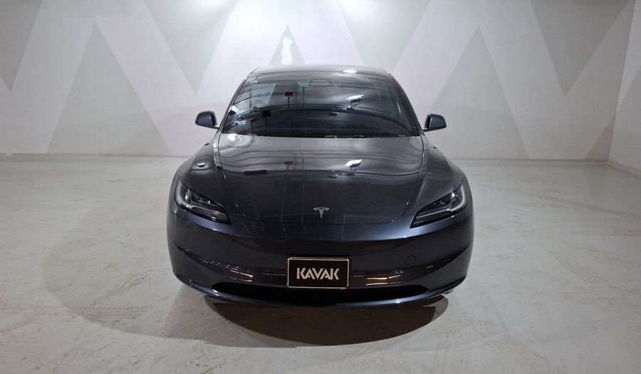 Tesla Model 3 BEV RWD AUTO Sedan 2025